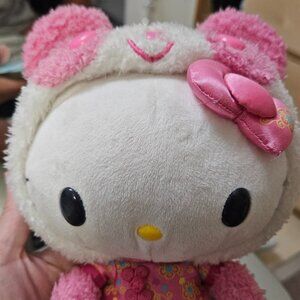 Hello Kitty Plush 😍